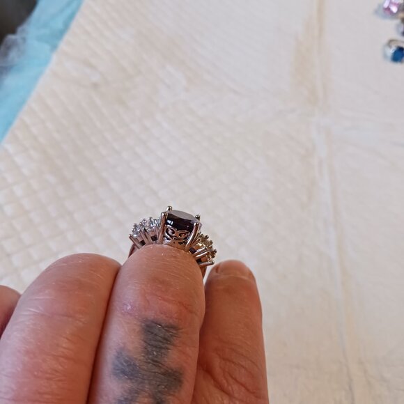 Silver Oval Purple Amethyst CZ Fashion Ring Size 7 NWOT - Picture 13 of 15